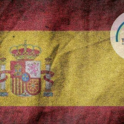 Spanische Flagge mit dem Logo von The Real CBD