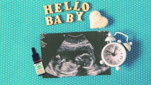 HELLO BABY avec la photo ultralégère d'un bébé